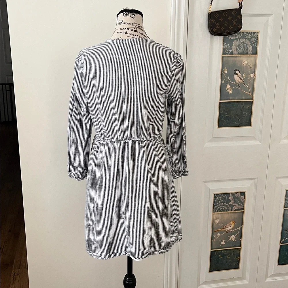 Old Navy Blue & White Striped Long Sleeve V-Neck Dress - Picture 5 of 13